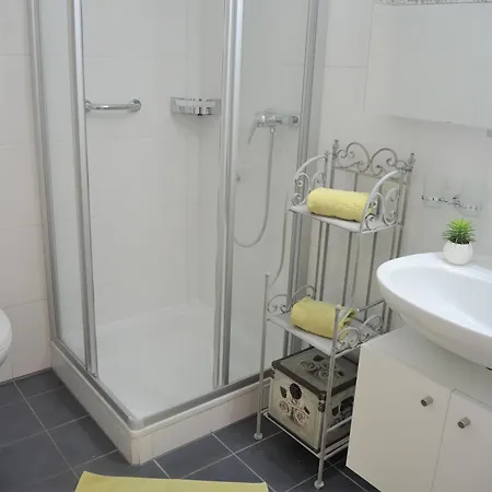 Appartement Camelia By Fewotessin *